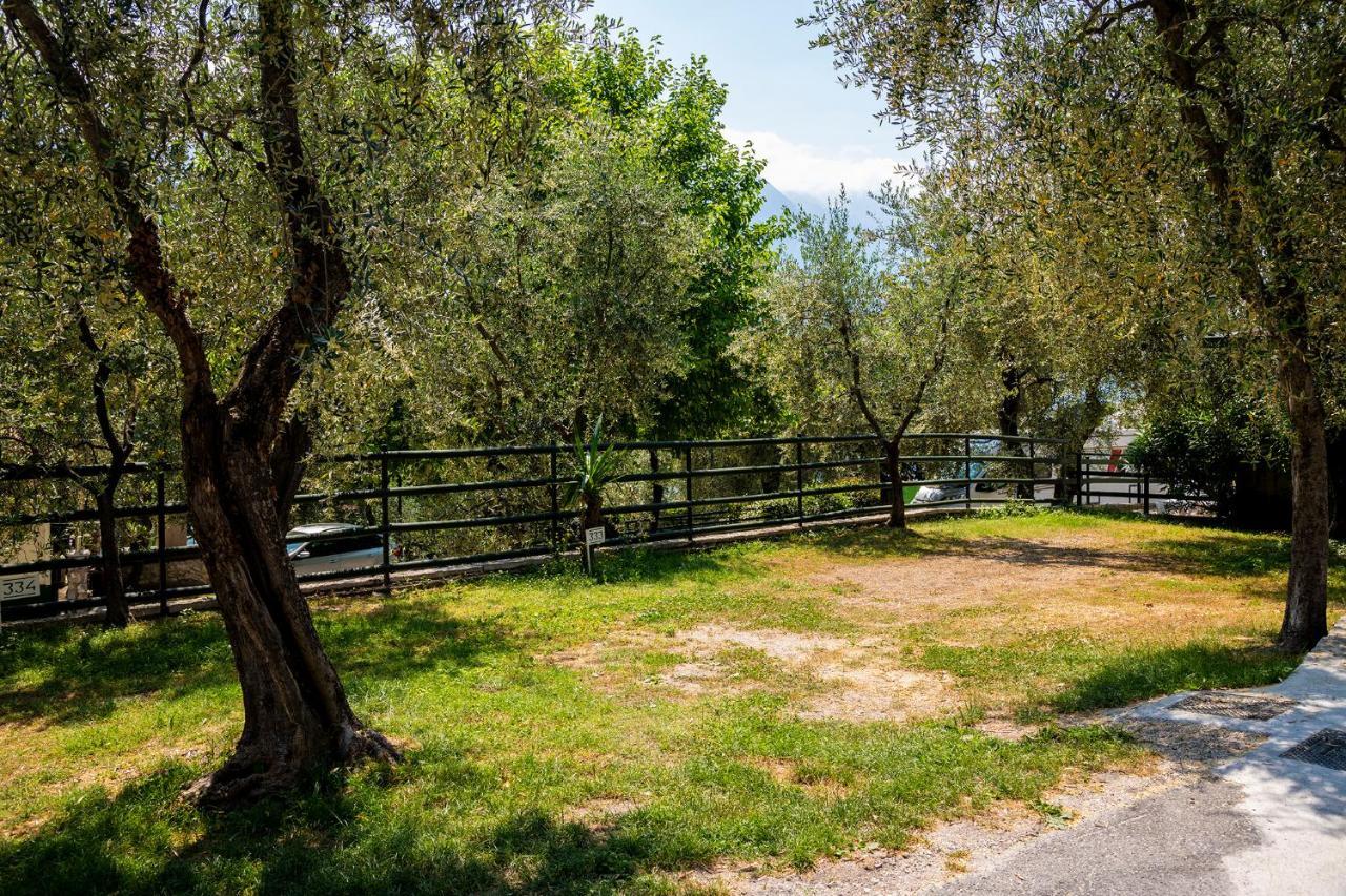 Camping Park Garda ลีโมเนซุลการ์ดา ภายนอก รูปภาพ