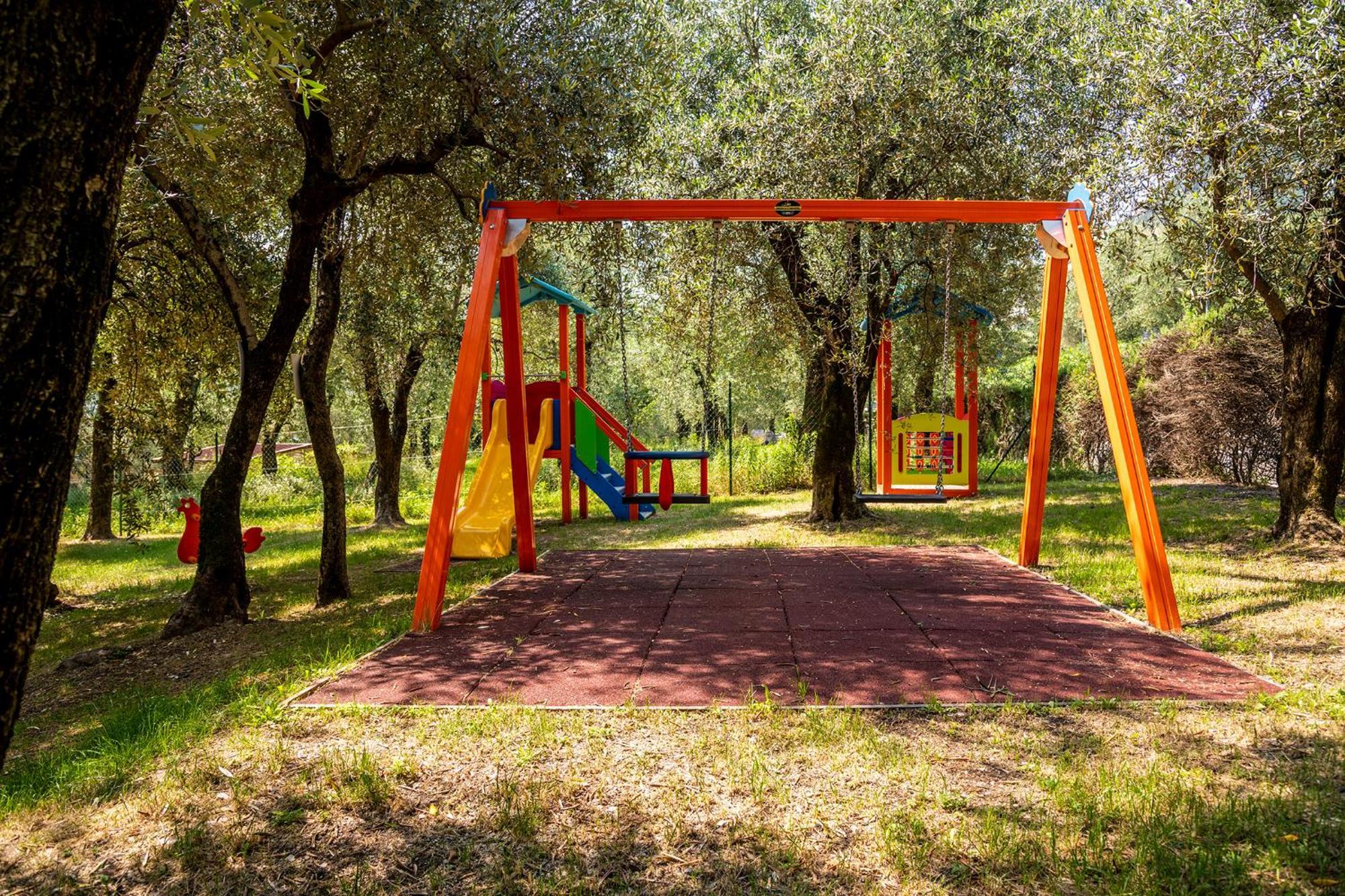 Camping Park Garda ลีโมเนซุลการ์ดา ภายนอก รูปภาพ